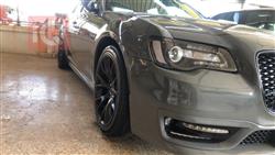 کرایسلەر 300